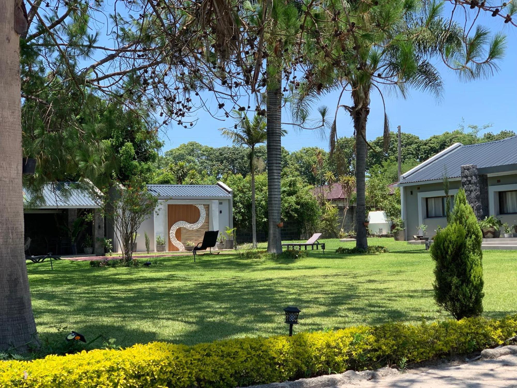 Summerfields & Gardens Lodge Kitwe Exterior foto